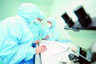 制药工业不仅需要高大上，化疗实验药PM1183、康莱特在美开始三期临床