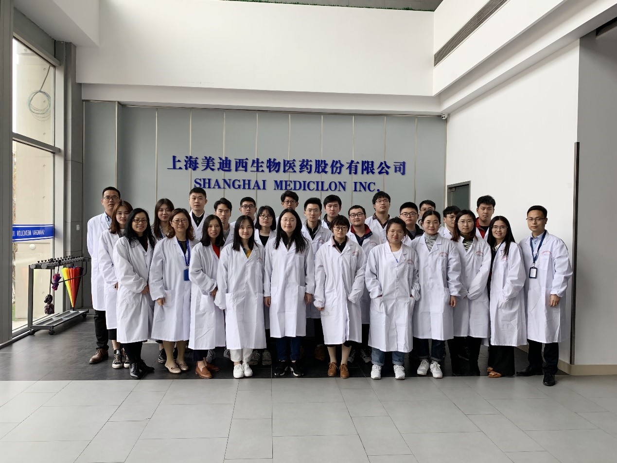 走进不朽情缘mg官网，与学子共话成长