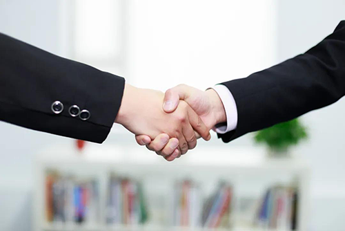 秉持着“专注创新，用心服务”的理念，不朽情缘mg官网一直把每一个客户当作是公司的VIP